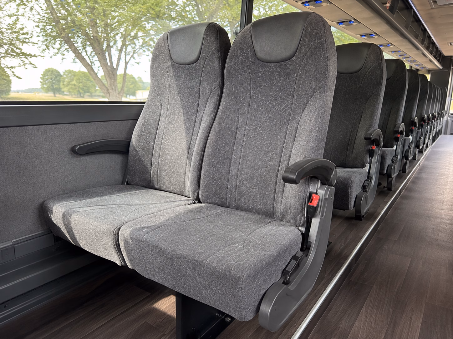 buses to hunterdon county wineries along the i 78 corridor