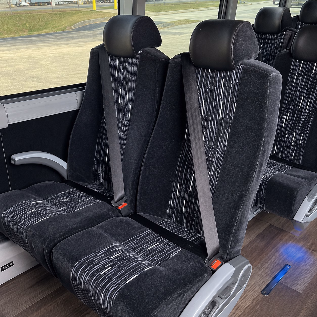 elizabeth charter bus hero 2