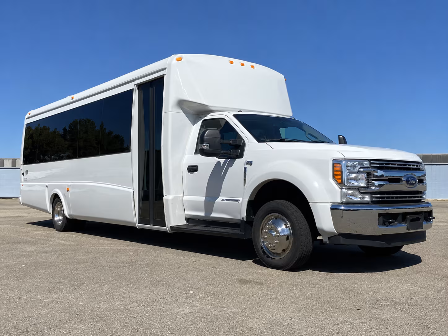 elizabeth government military transportation onboard seating