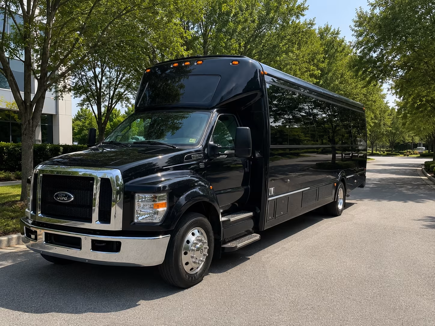 elizabeth party bus
