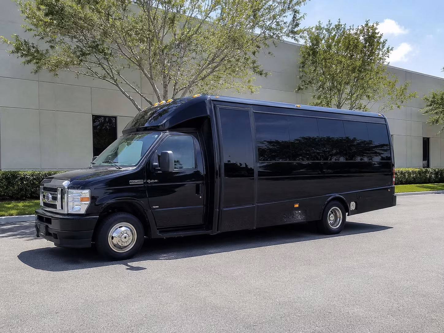 elizabeth wine tour transportation